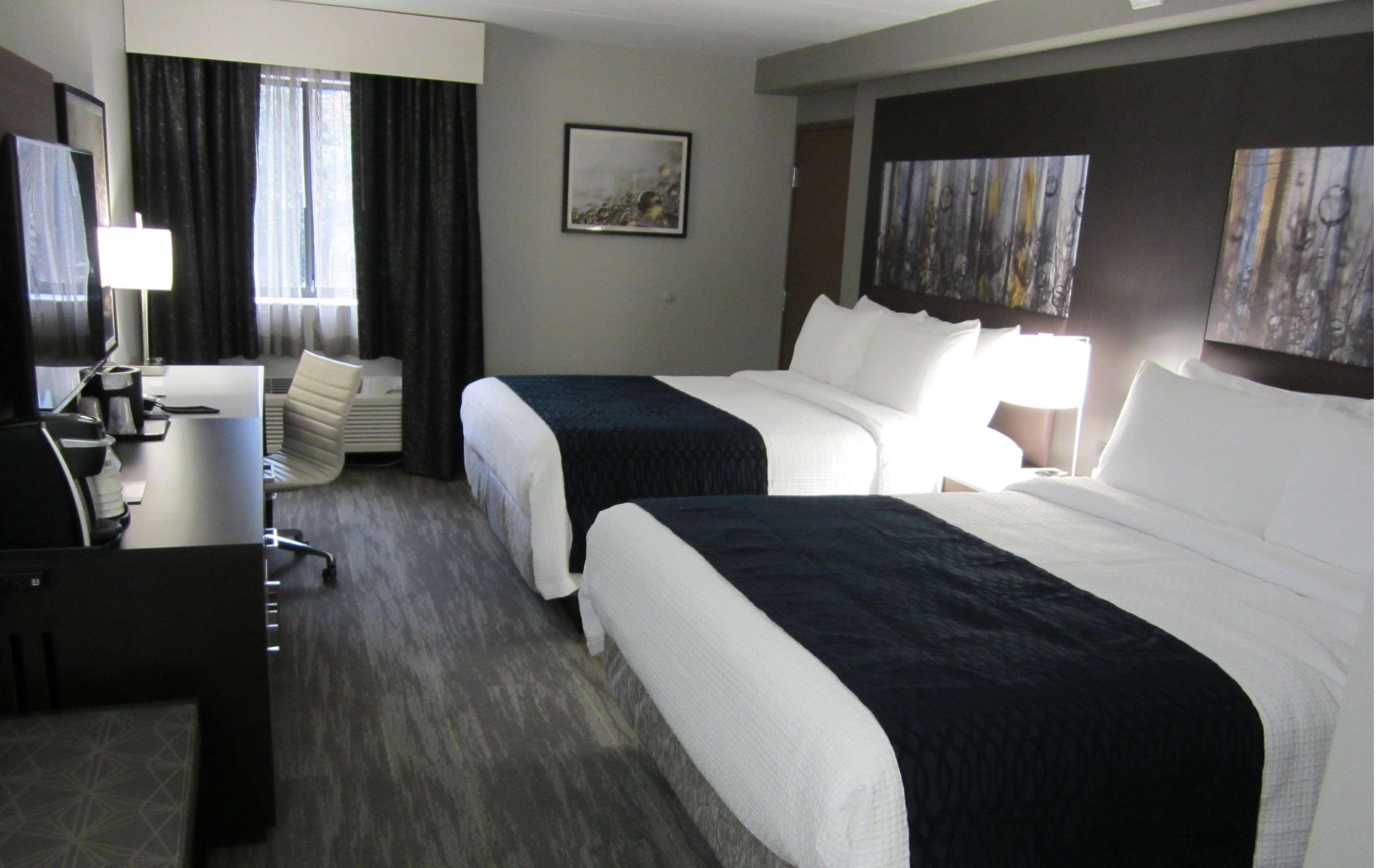 Best Western Atlanta-Marietta Ballpark Hotel Waterford Exterior photo