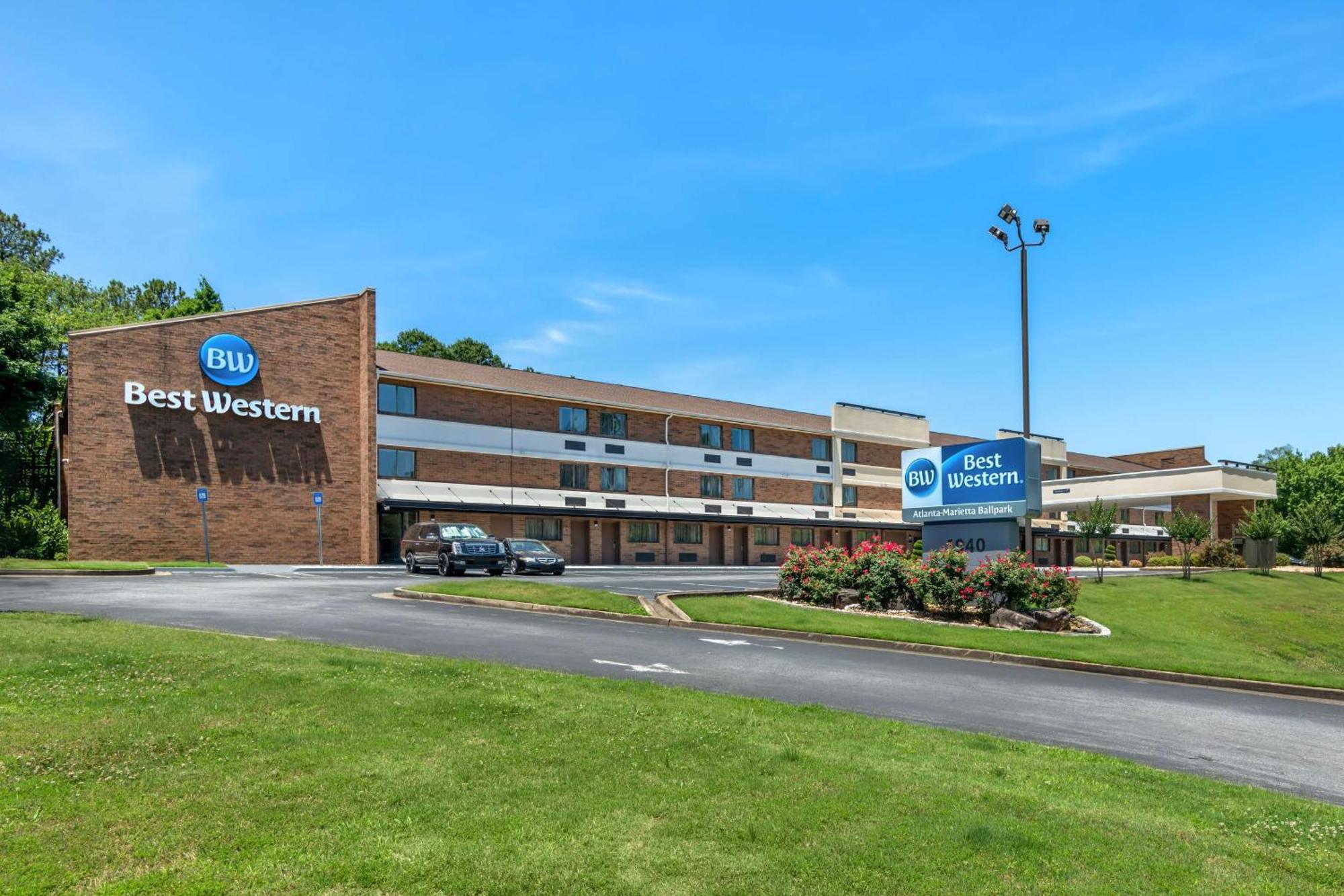 Best Western Atlanta-Marietta Ballpark Hotel Waterford Exterior photo